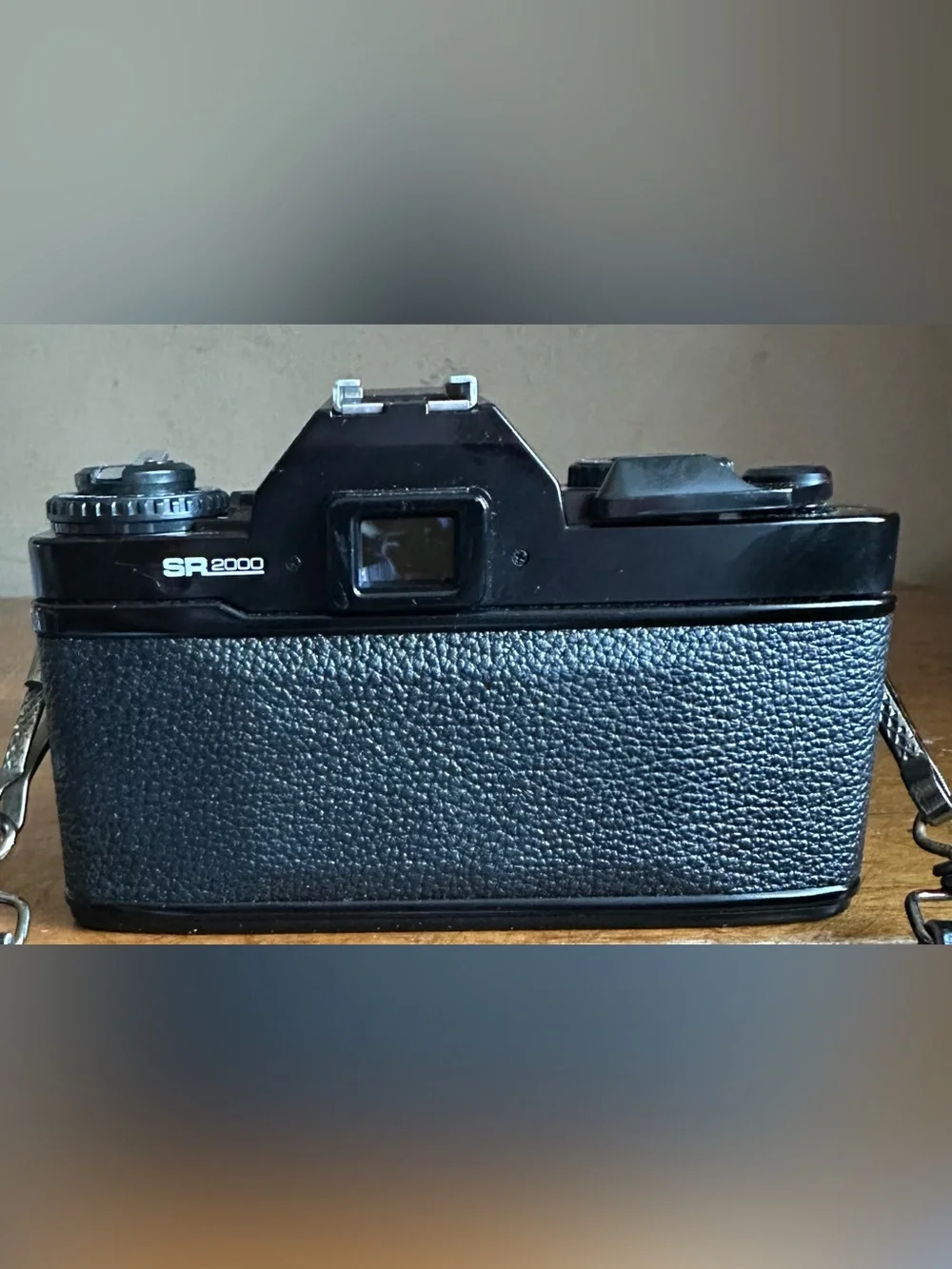 KS Super II SR2000 SLR 35mm Film Camera w/ Multicoated 28-70mm f3.5-4.5 Lens